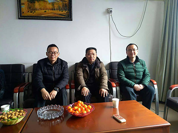 長江水利委員會長江科學(xué)院周世華所長、李響博士來廠參觀